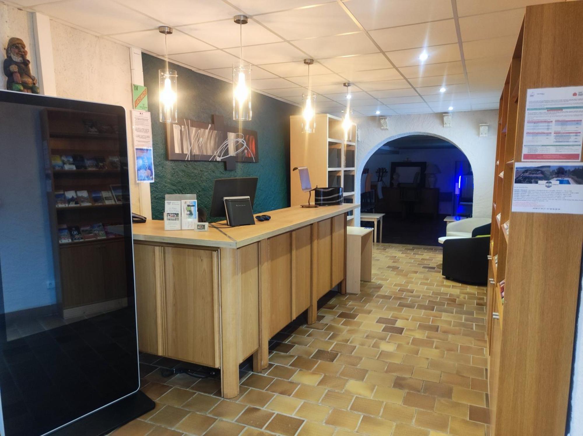 Et Le Relais Du Val D'orbieu Hotel 3*