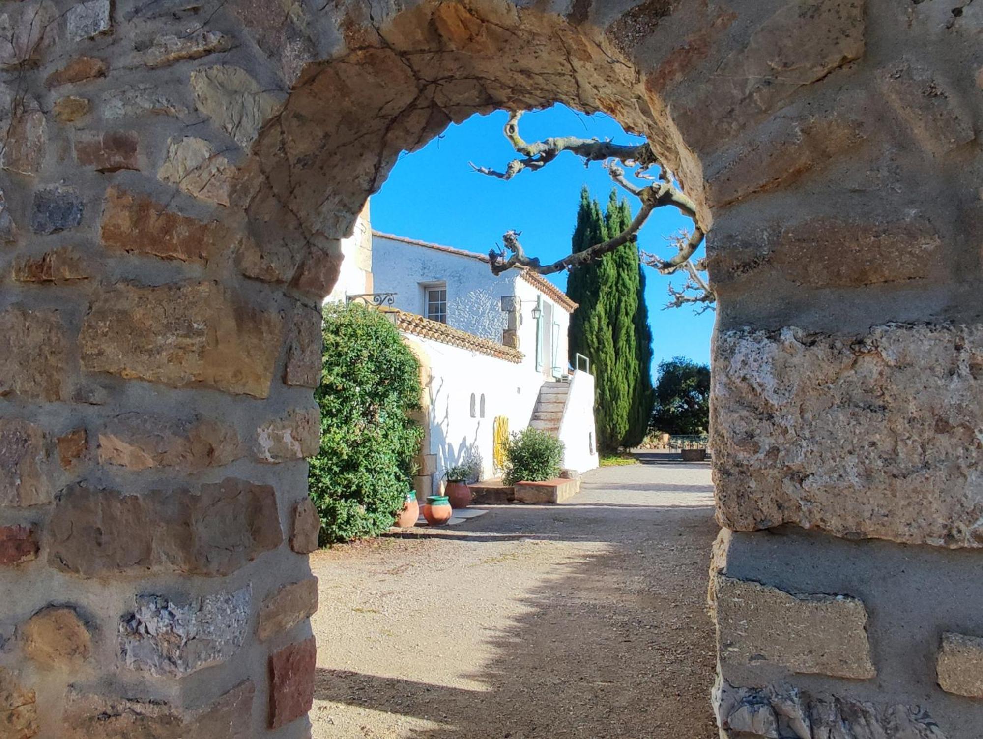 Hotel Et Le Relais Du Val D'orbieu 3*